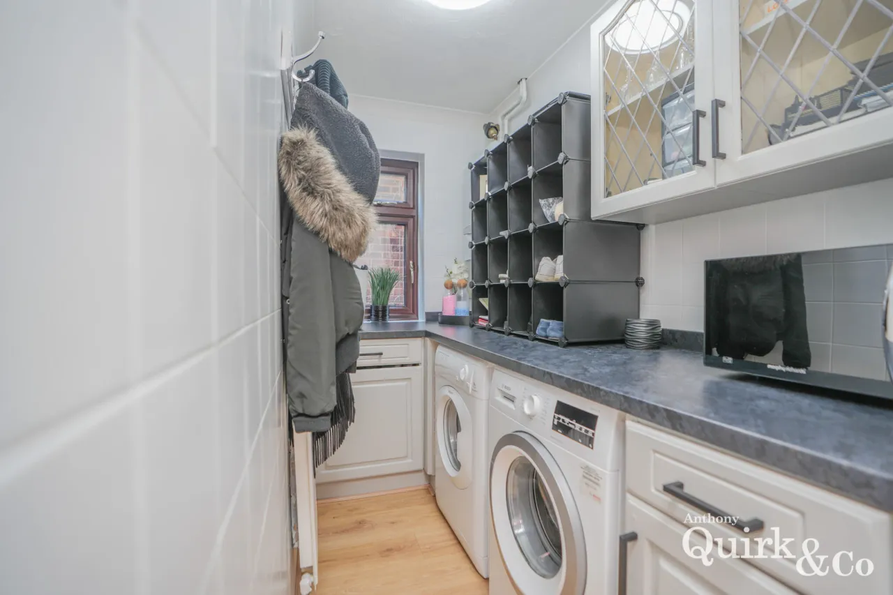 Larup Avenue, Canvey Island, SS8, photo 9