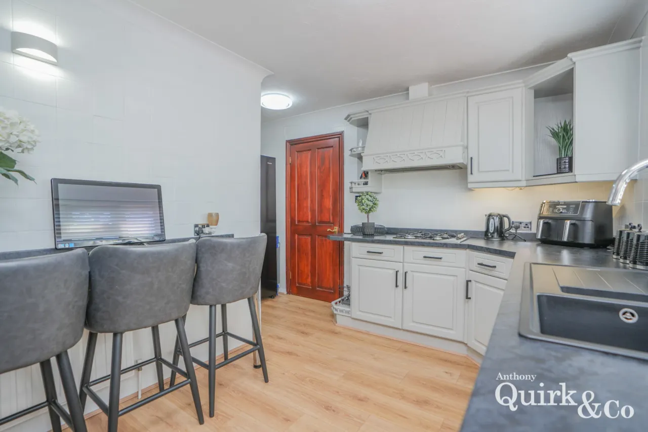 Larup Avenue, Canvey Island, SS8, photo 8
