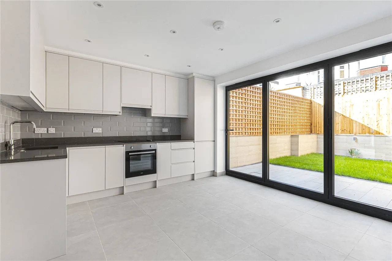 Chase Road, London, N14 4JR, photo 7