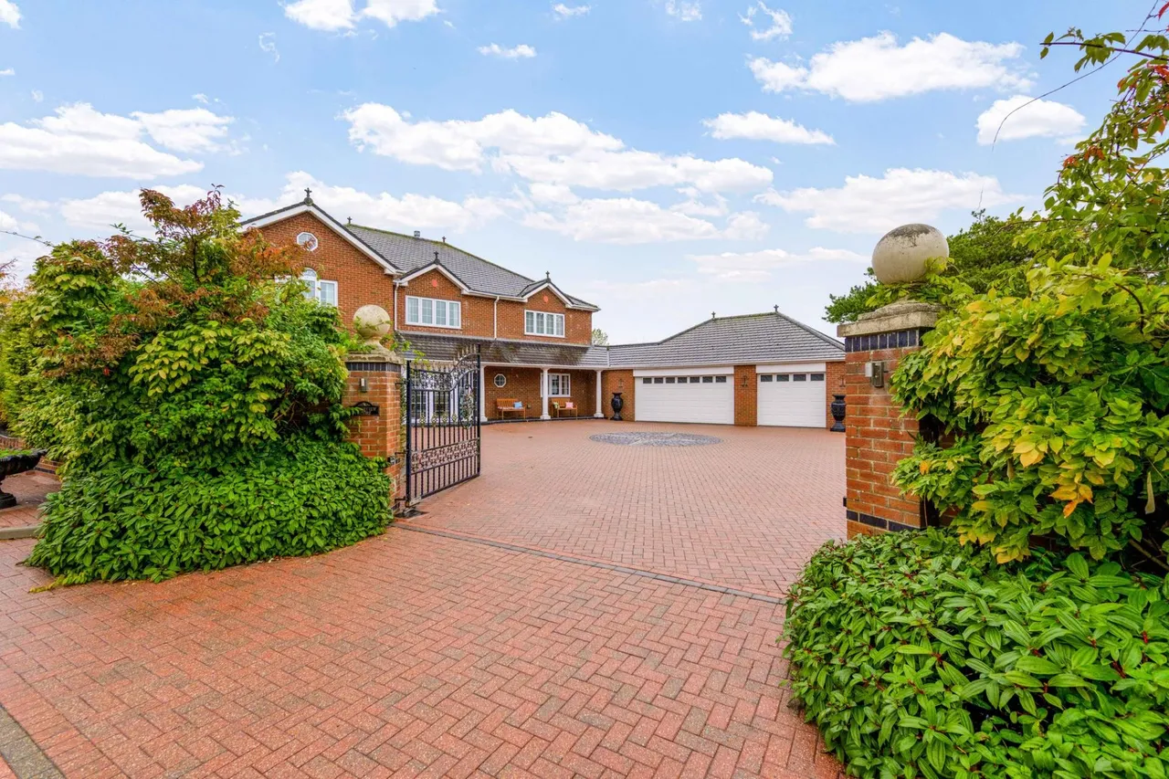4 bed house for sale, Beacon Way, Skegness, PE25
