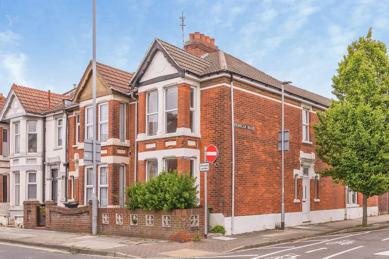 3 bed house for sale — Winter Road, Southsea