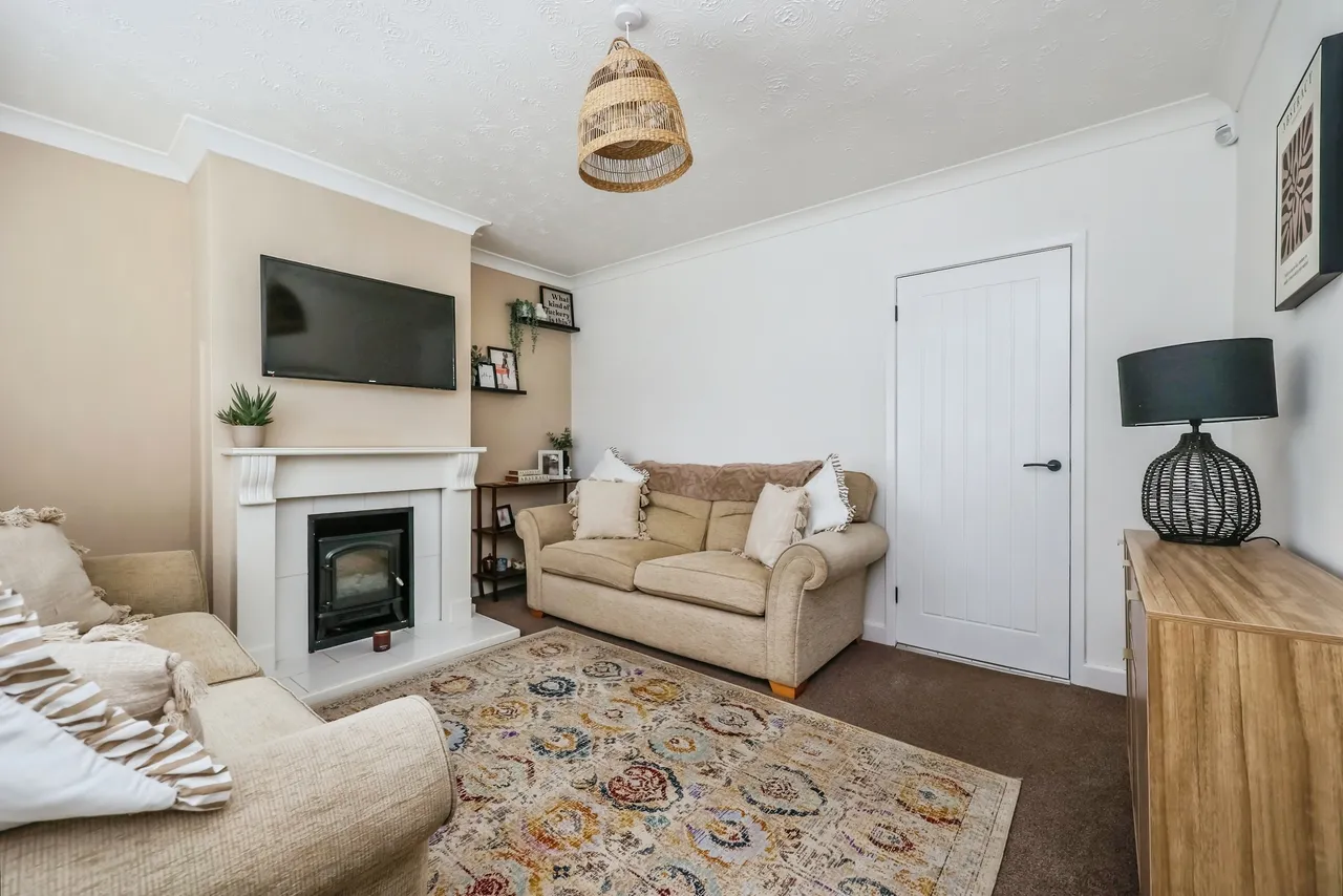Beauvale Crescent, Hucknall, NG15, photo 8