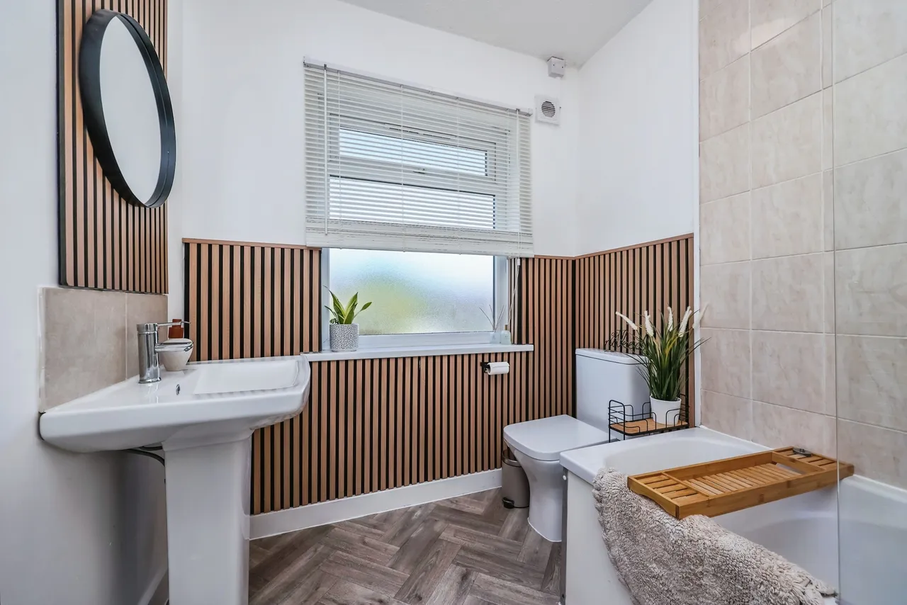Beauvale Crescent, Hucknall, NG15, photo 5