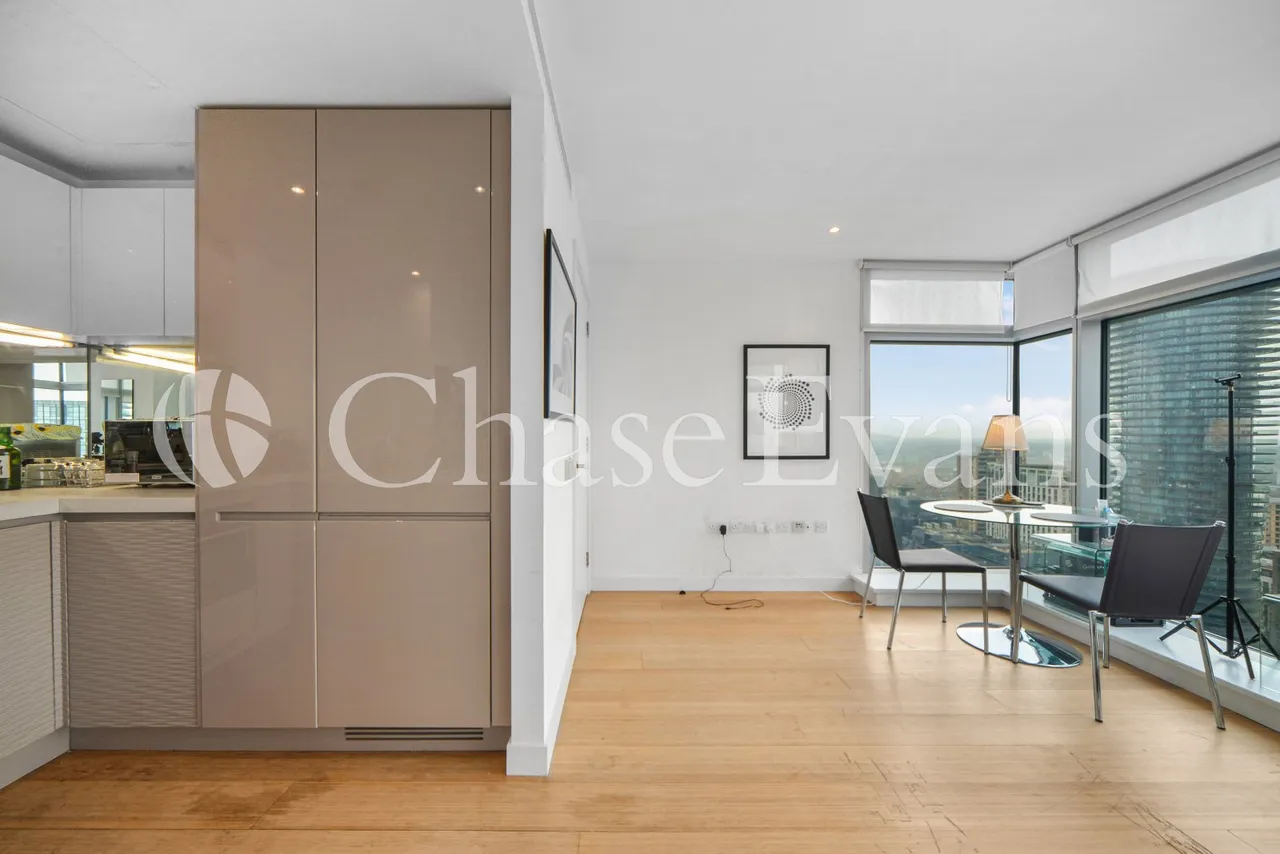 Pan Peninsula Square, Canary Wharf, E14, photo 7