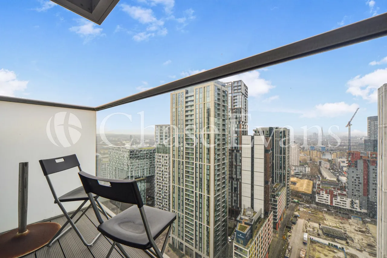 Pan Peninsula Square, Canary Wharf, E14, photo 15