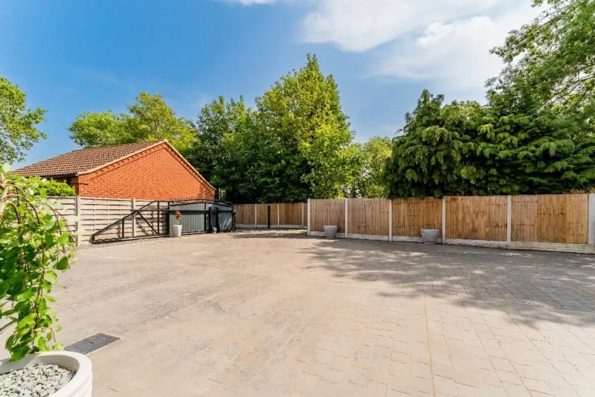 Old Paddock Close, Hibaldstow, photo 57