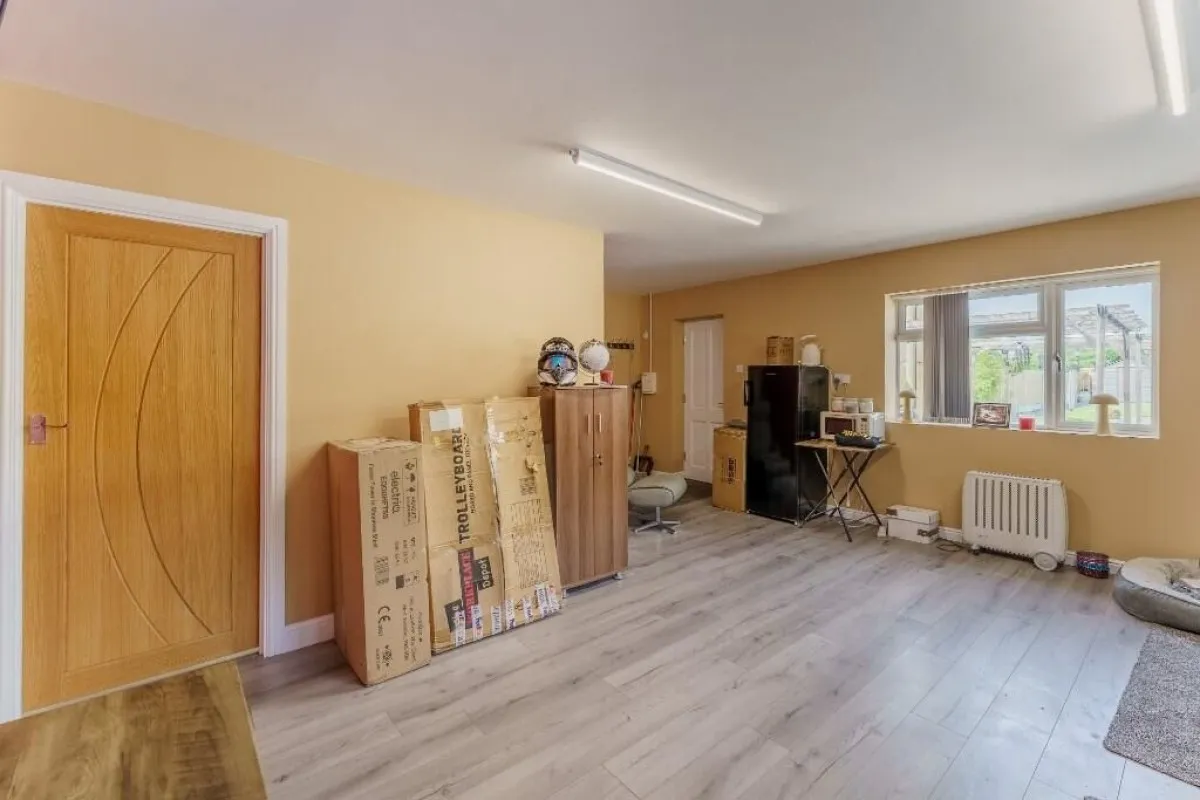 Old Paddock Close, Hibaldstow, photo 47