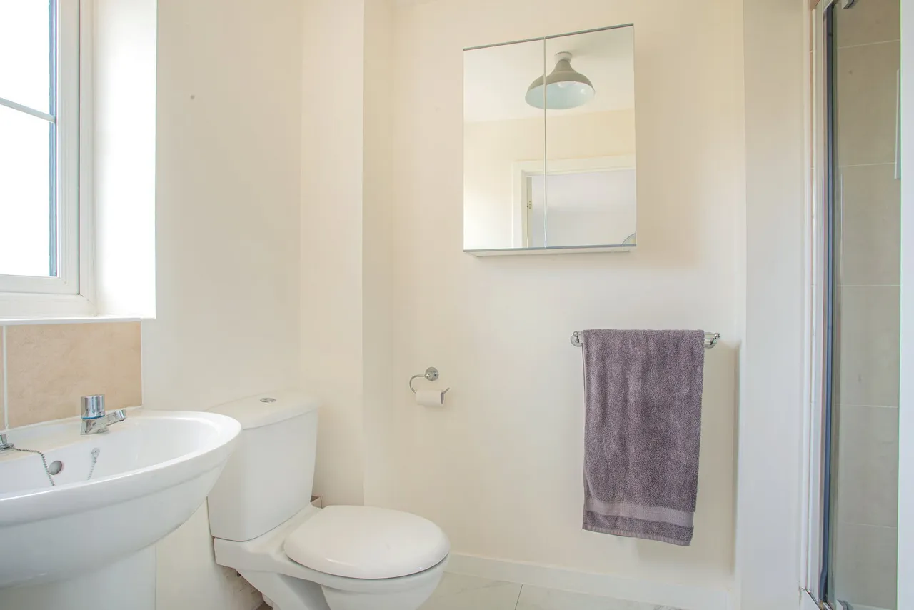 Linnet Lane, Melksham, photo 10