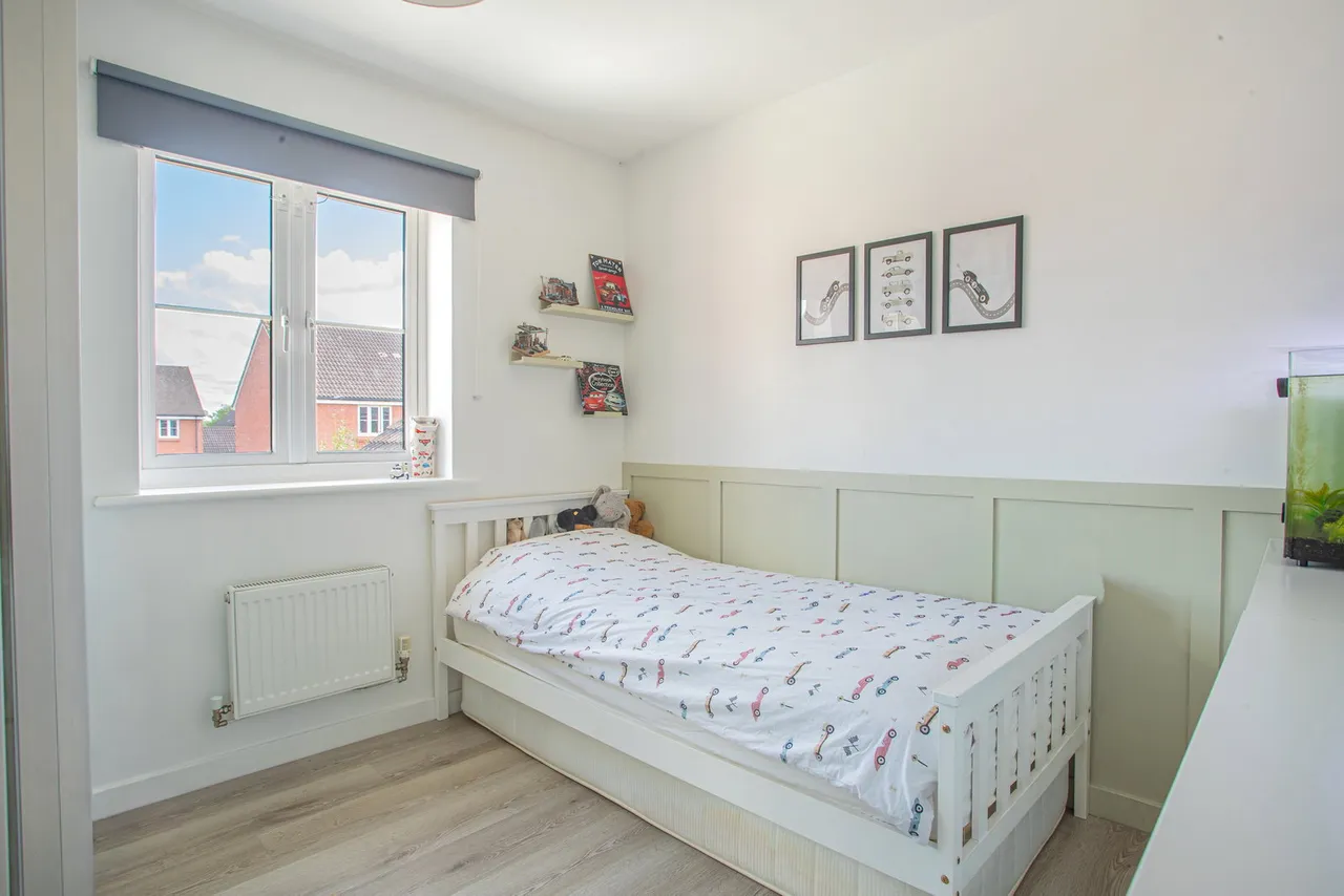 Linnet Lane, Melksham, photo 11