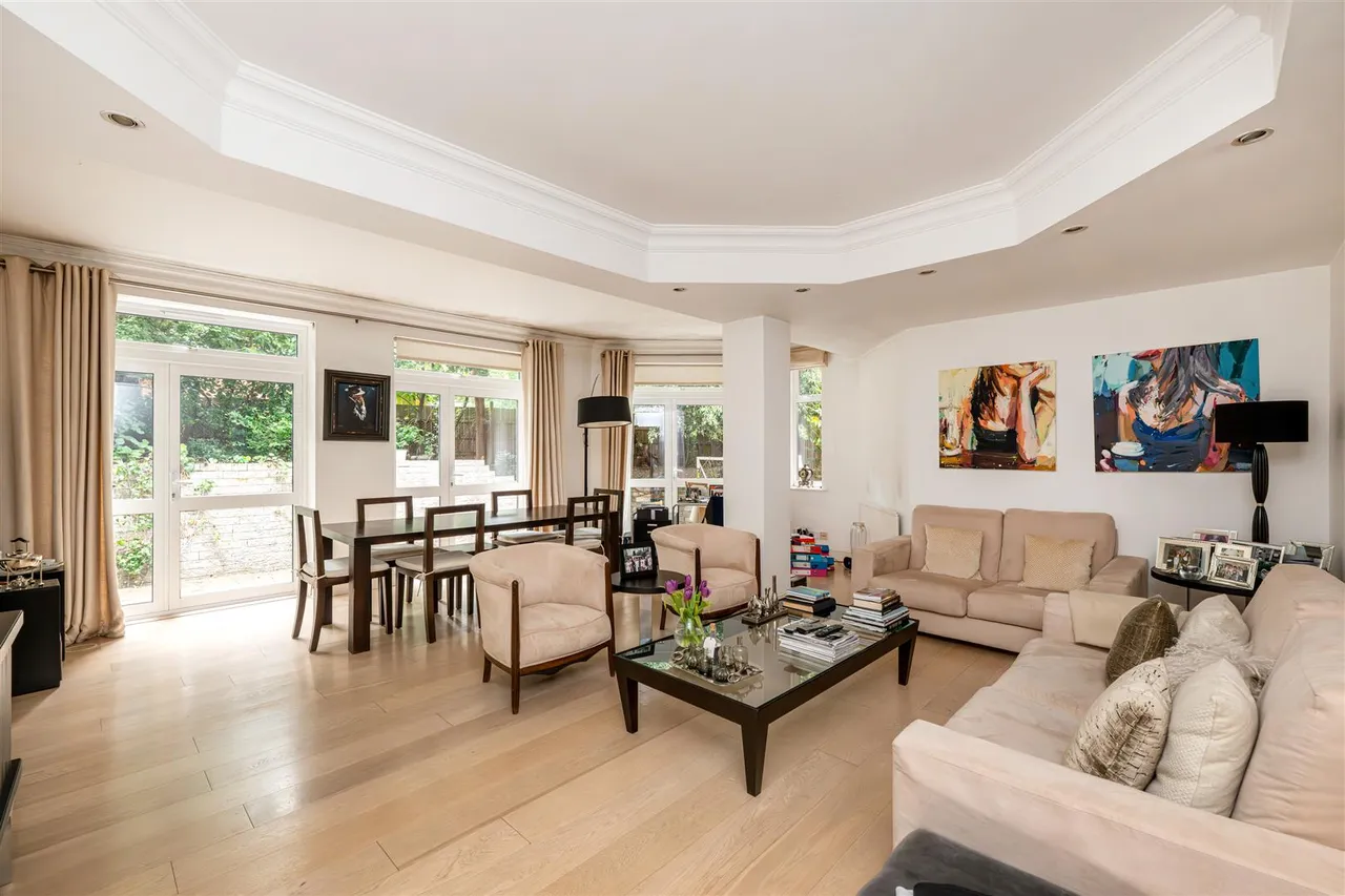 Greenaway Gardens, Hampstead, London, NW3 7DH, photo 2