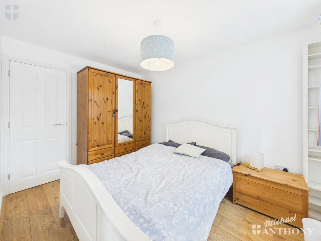 Linnet Drive, Westcott, HP18, photo 12