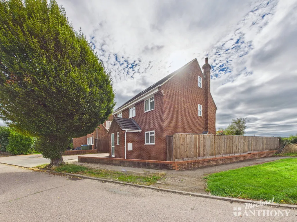 Linnet Drive, Westcott, HP18, photo 23