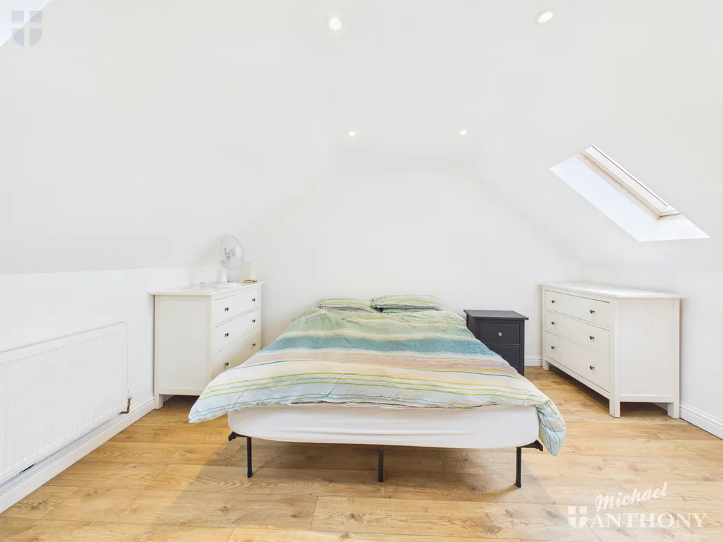 Linnet Drive, Westcott, HP18, photo 6