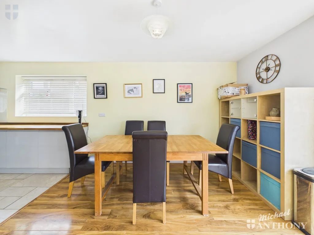 Linnet Drive, Westcott, HP18, photo 16