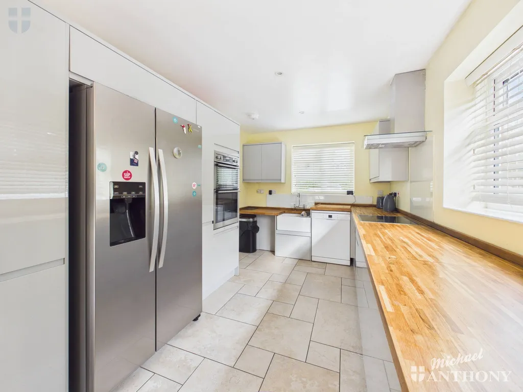 Linnet Drive, Westcott, HP18, photo 4