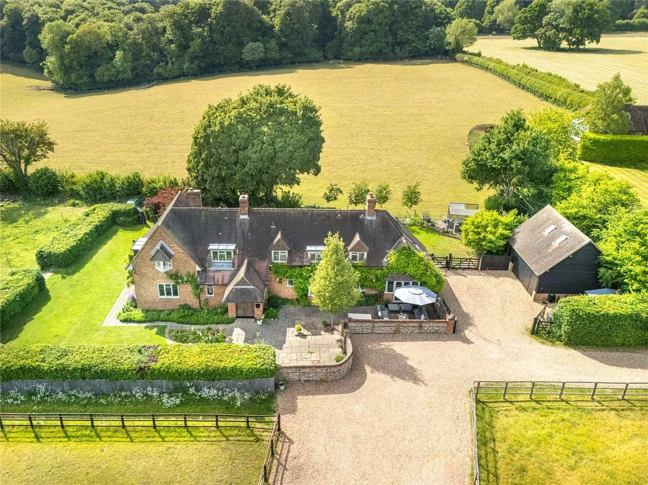 5 bed house for sale — Rocky Lane, Rotherfield Greys, Henley-on-Thames, Oxfordshire, RG9 4RD