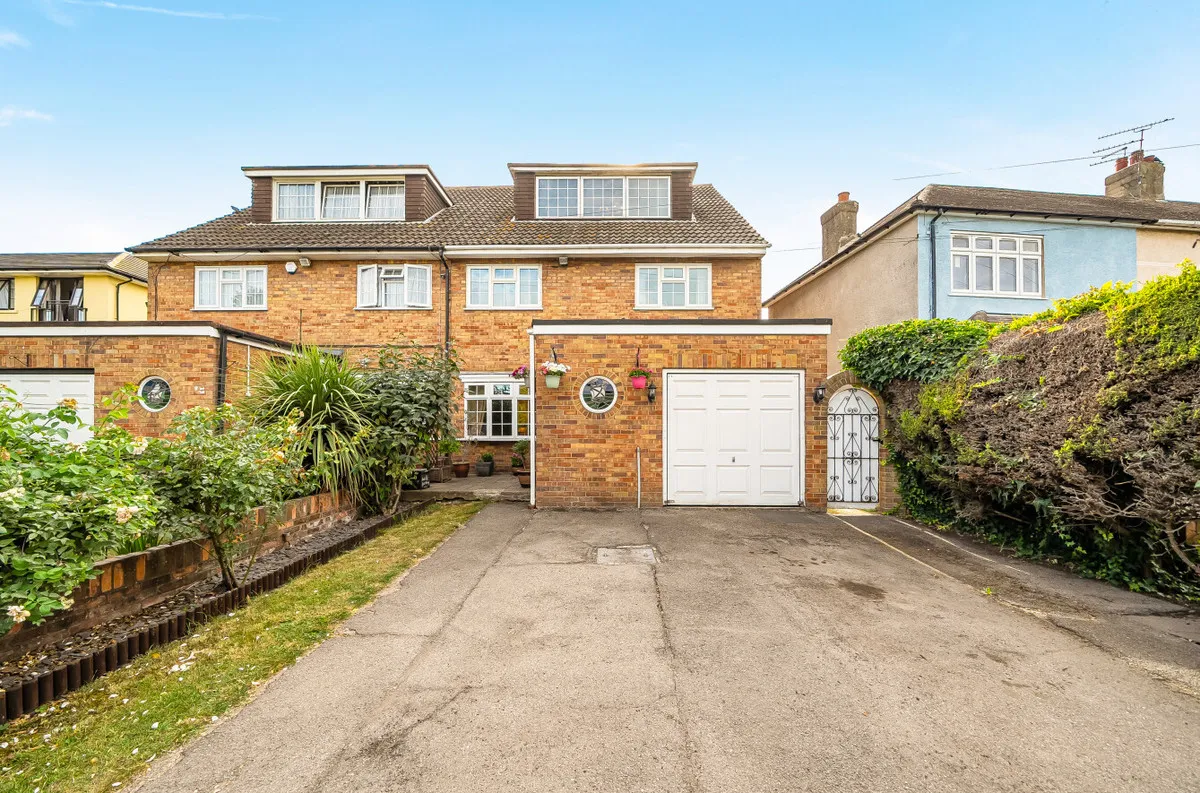 5 bed house for sale, Romford, RM3