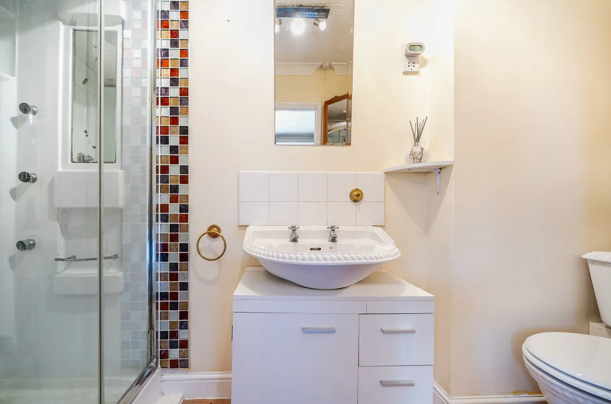 Romford, RM3, photo 11