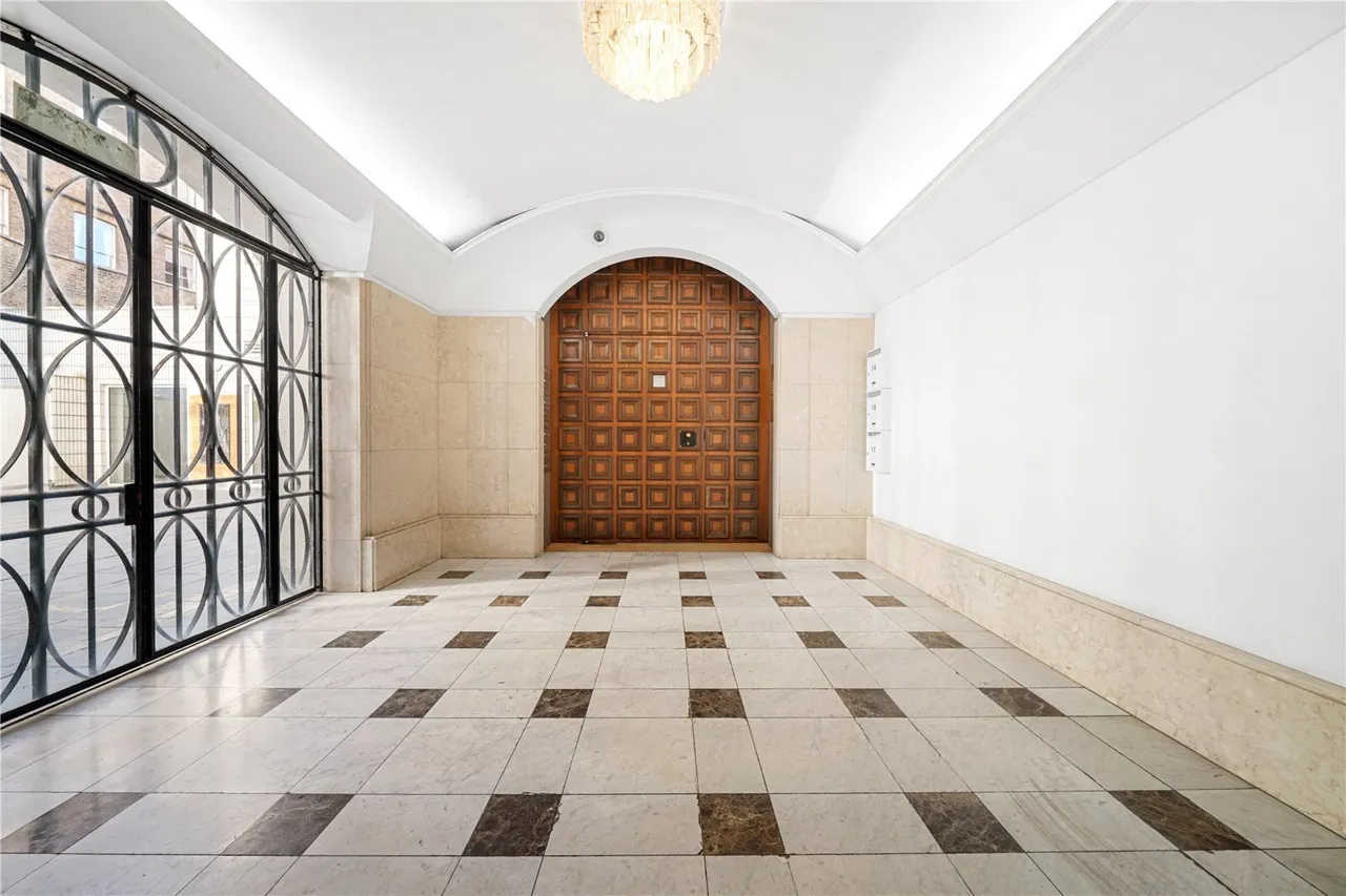 Carthusian Street, Barbican, EC1M, photo 23