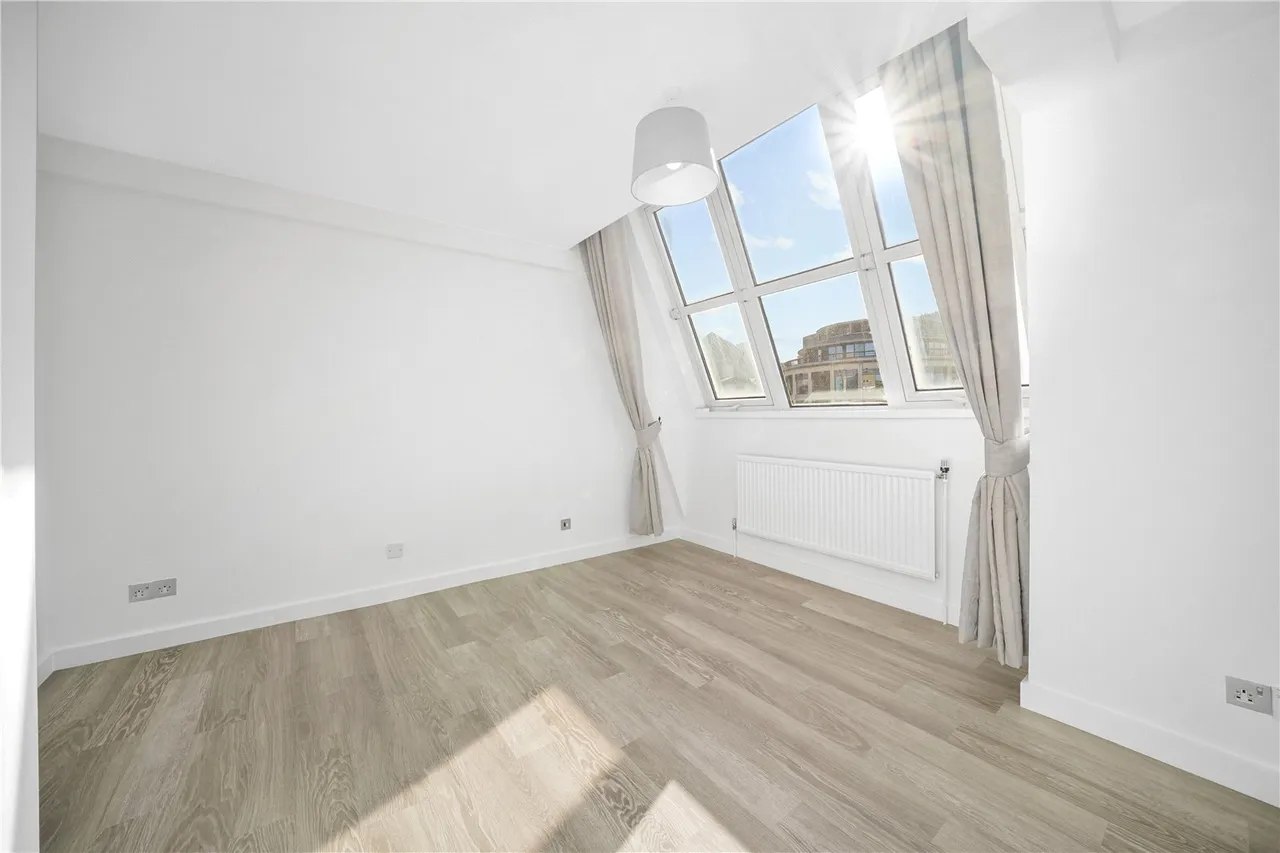 1 bed flat to rent, Carthusian Street, Barbican, EC1M