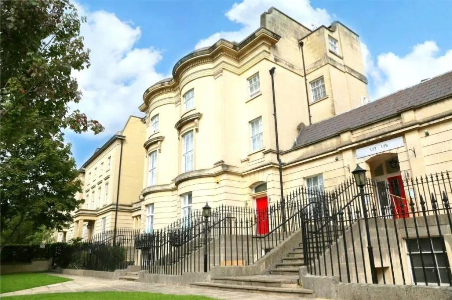 2 bed flat to rent, Kings Road, Reading, RG1