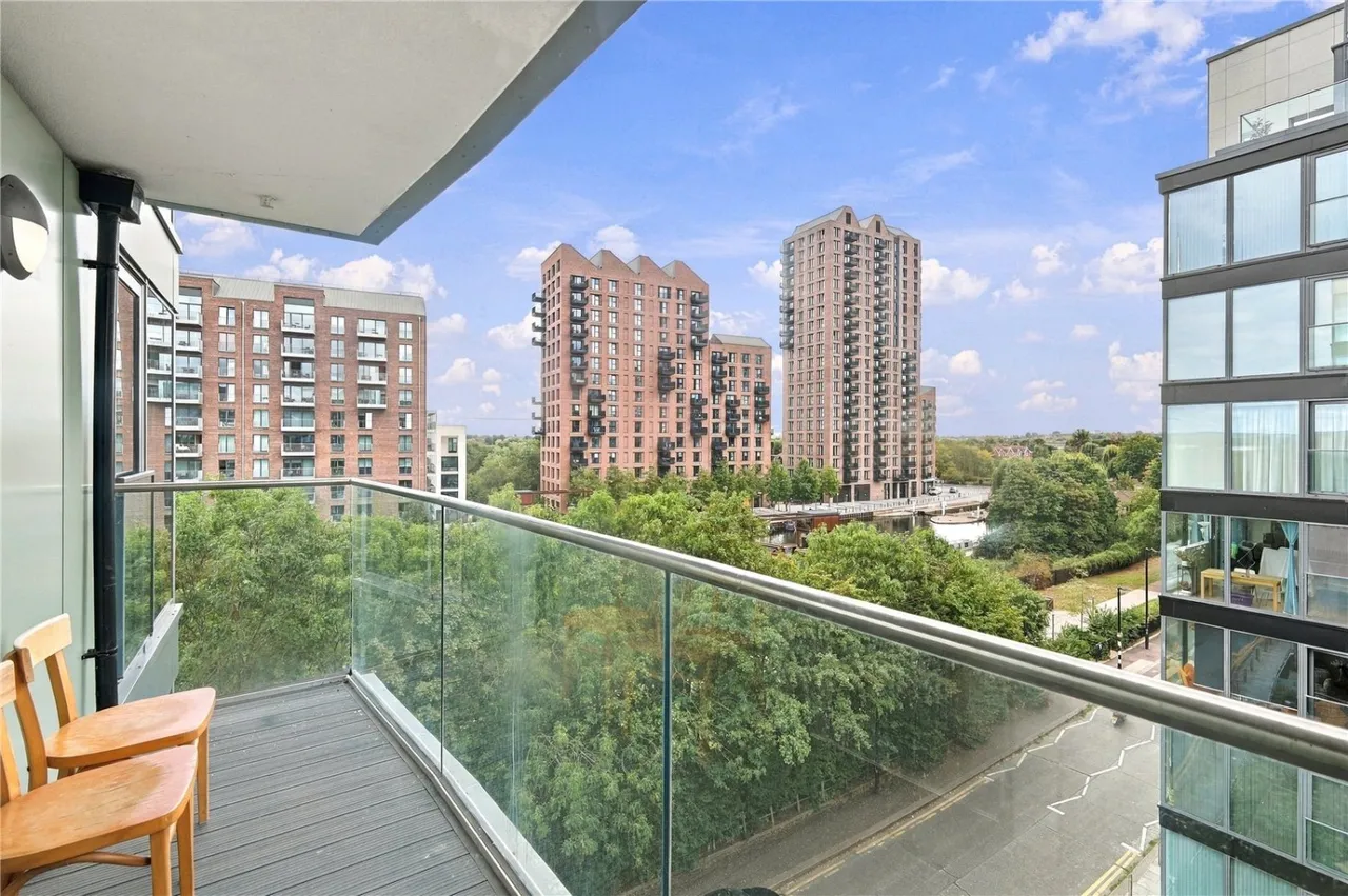 Waterside Way, London, N17, photo 14