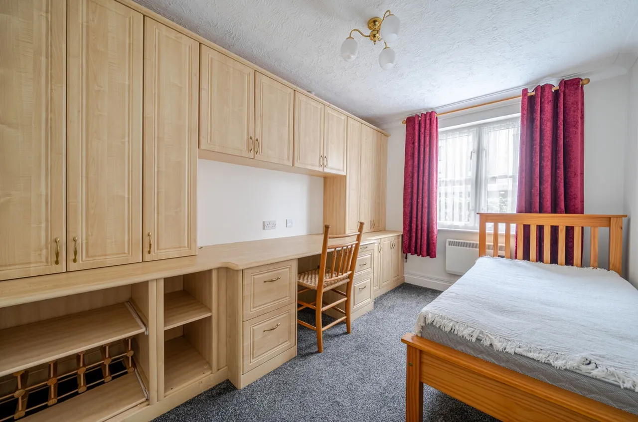 Deanery Close, Chichester, PO19, photo 13