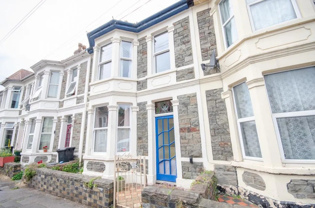 2 bed house for sale — Camerton Road, Greenbank, Bristol BS5 6HN