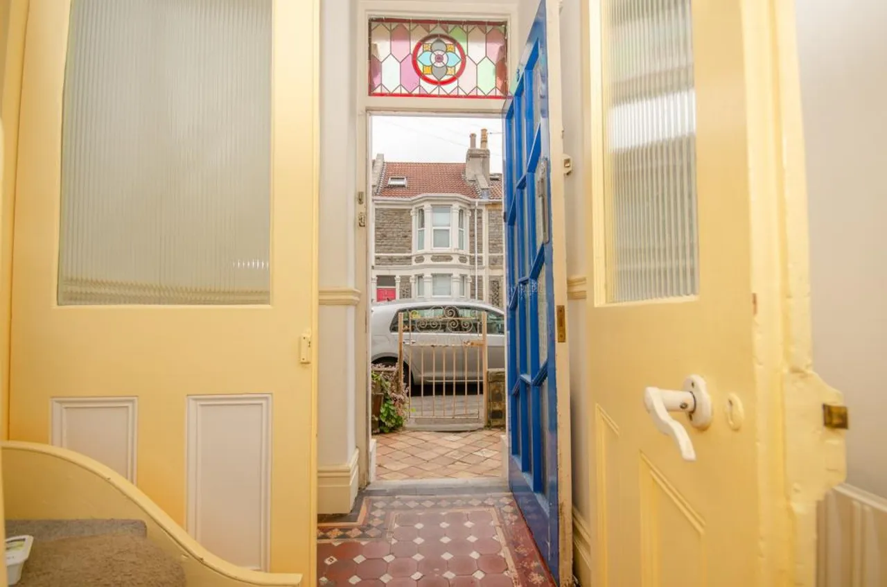 Camerton Road, Greenbank, Bristol BS5 6HN, photo 2
