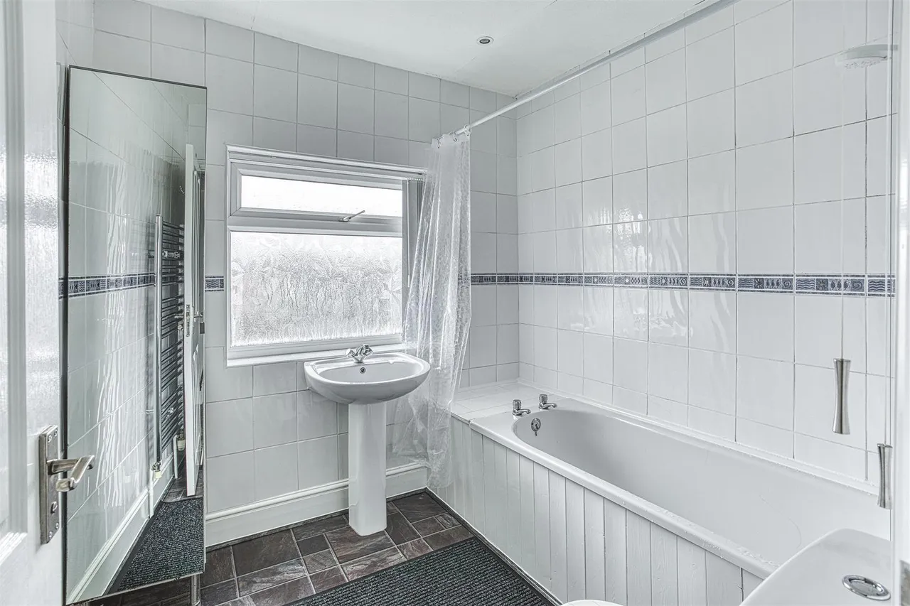Normanton Lane, Littleover, photo 12