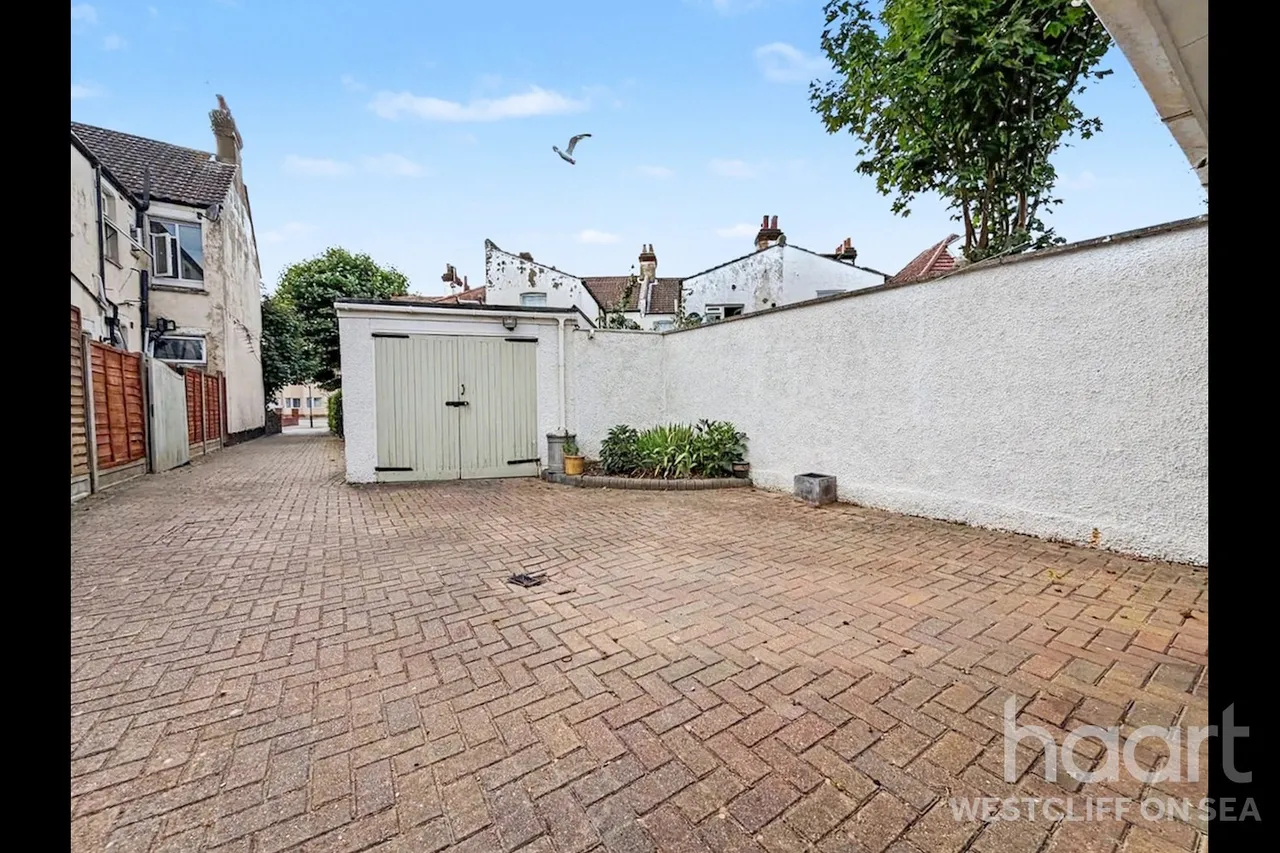 Hamlet Court Road, Westcliff-On-Sea, SS0, photo 8