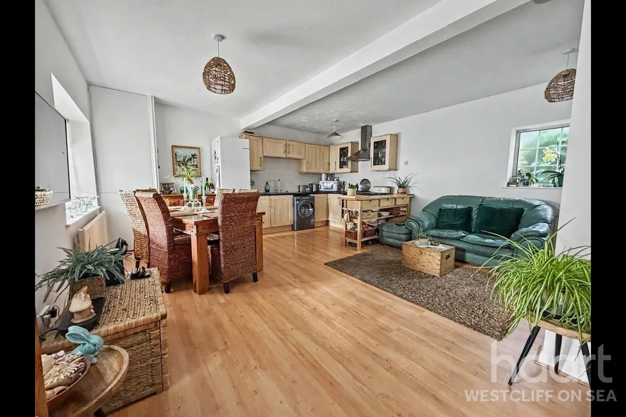 Hamlet Court Road, Westcliff-On-Sea, SS0, photo 2