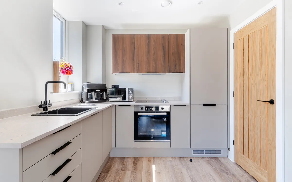 Forest Apartments, Kingswood, BS15, photo 6