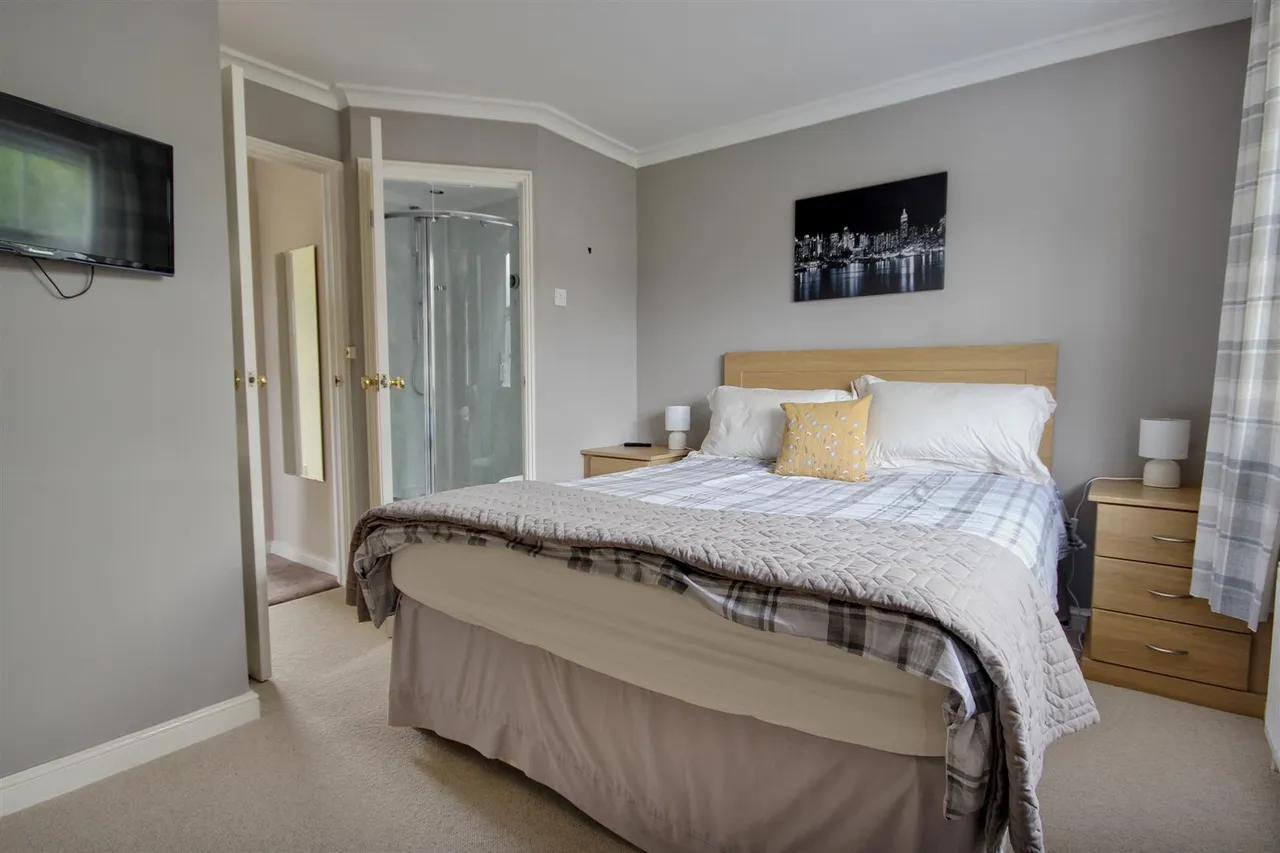 Poplars Way, Beverley, photo 11