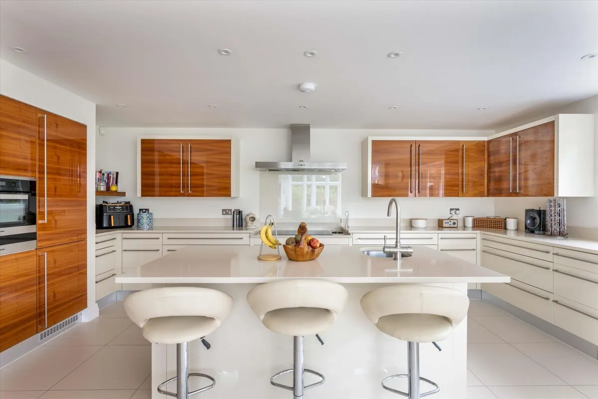 Courts Hill Road, Haslemere, GU27, photo 9