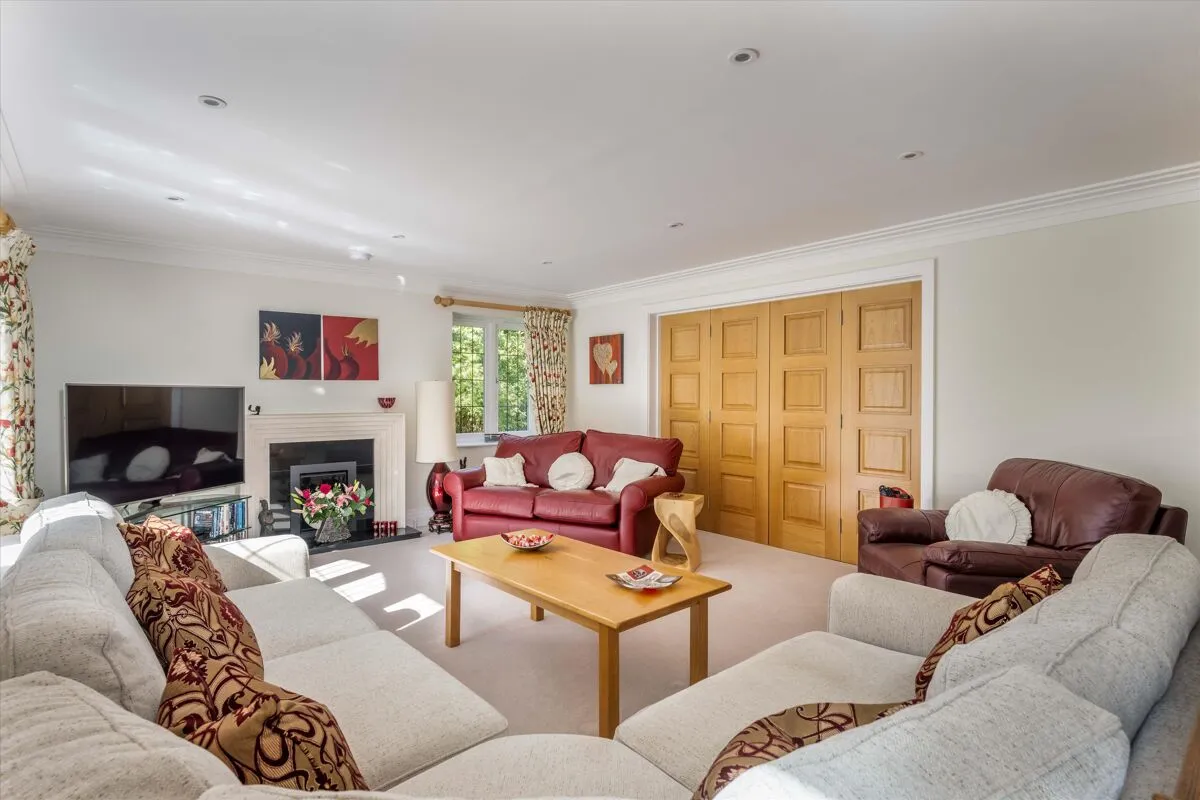 Courts Hill Road, Haslemere, GU27, photo 8