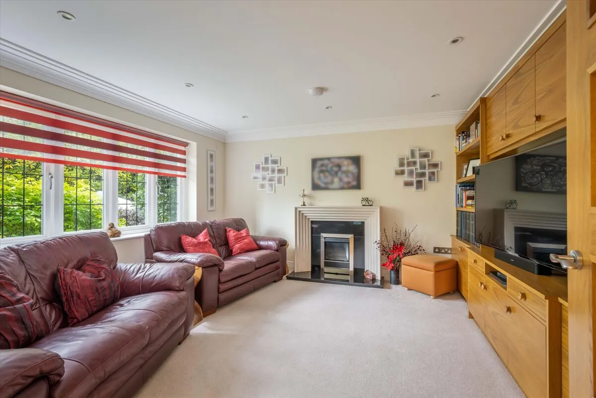 Courts Hill Road, Haslemere, GU27, photo 14