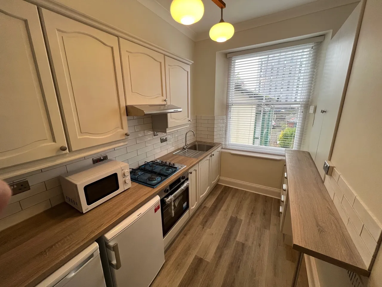 East Grove, Cardiff, CF24, photo 2