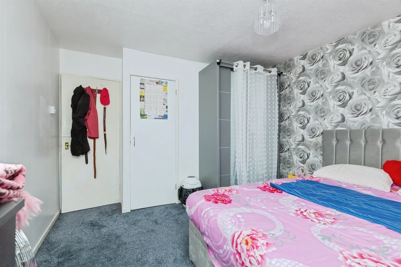 Featherstone Drive, Leicester, photo 11