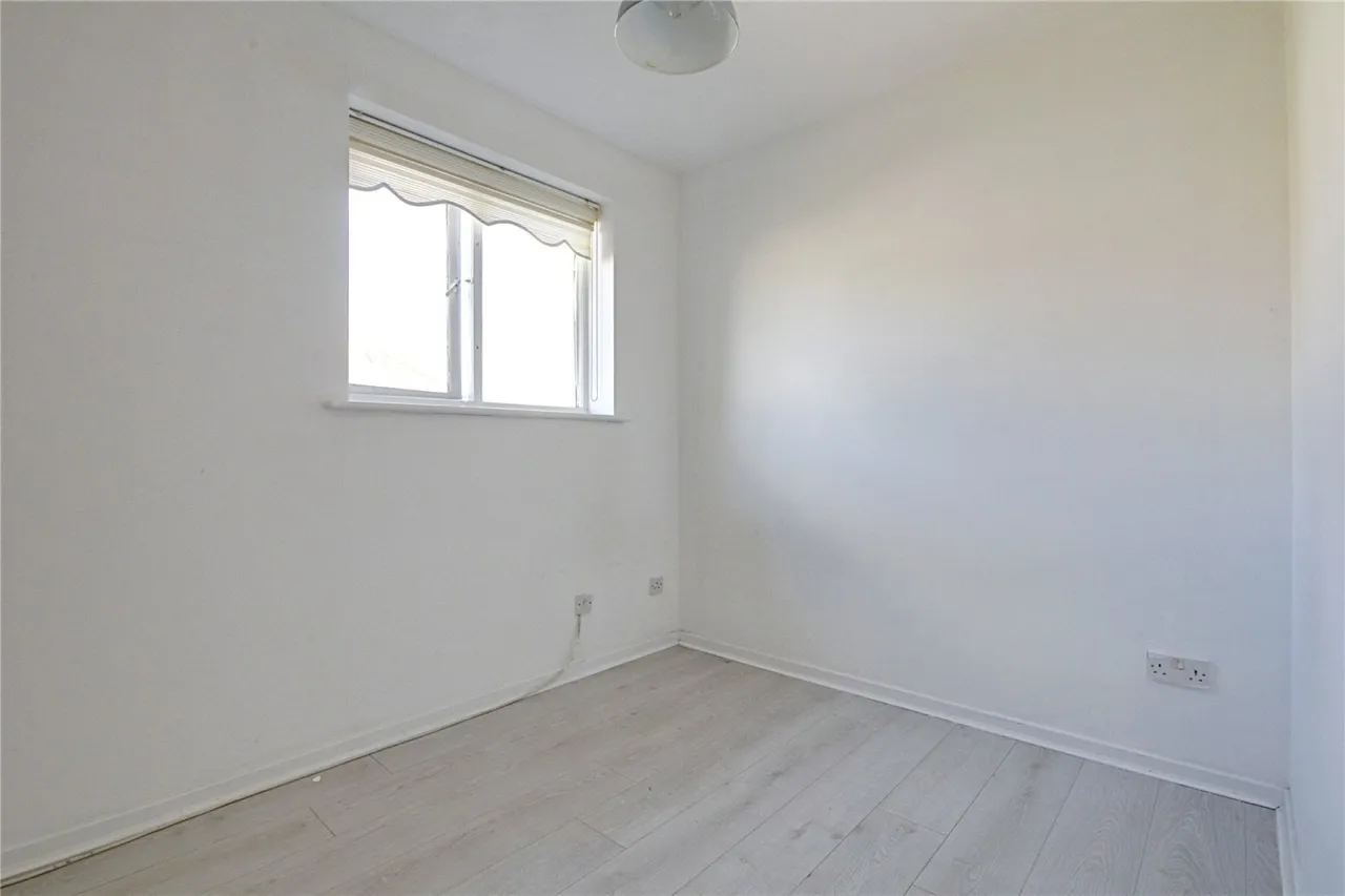 Bradley Road, Enfield, photo 8