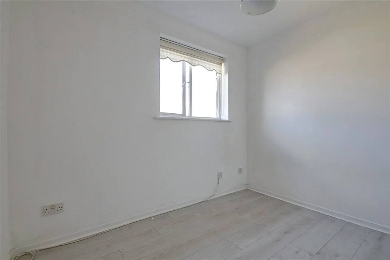 Bradley Road, Enfield, photo 7