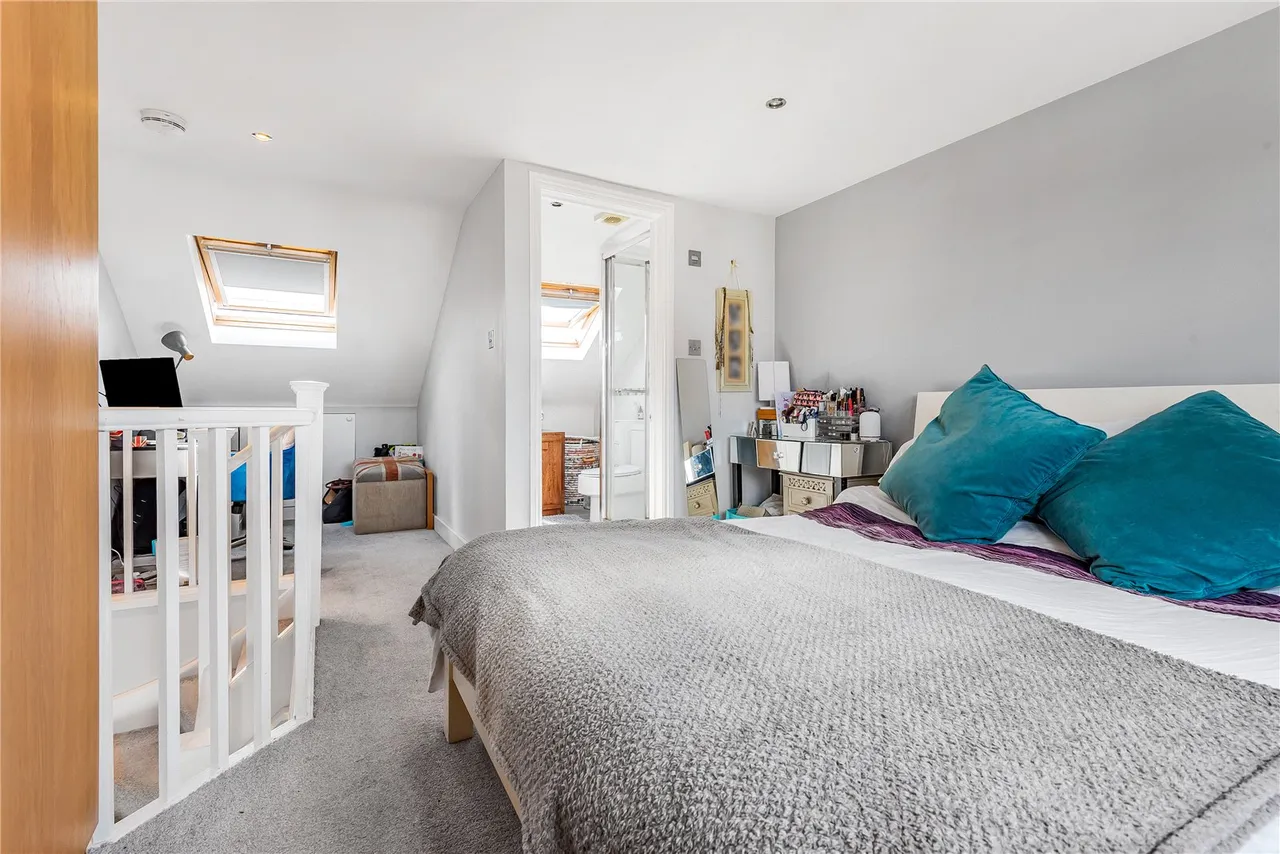 Fulwell Road, Teddington, TW11 0RA, photo 5