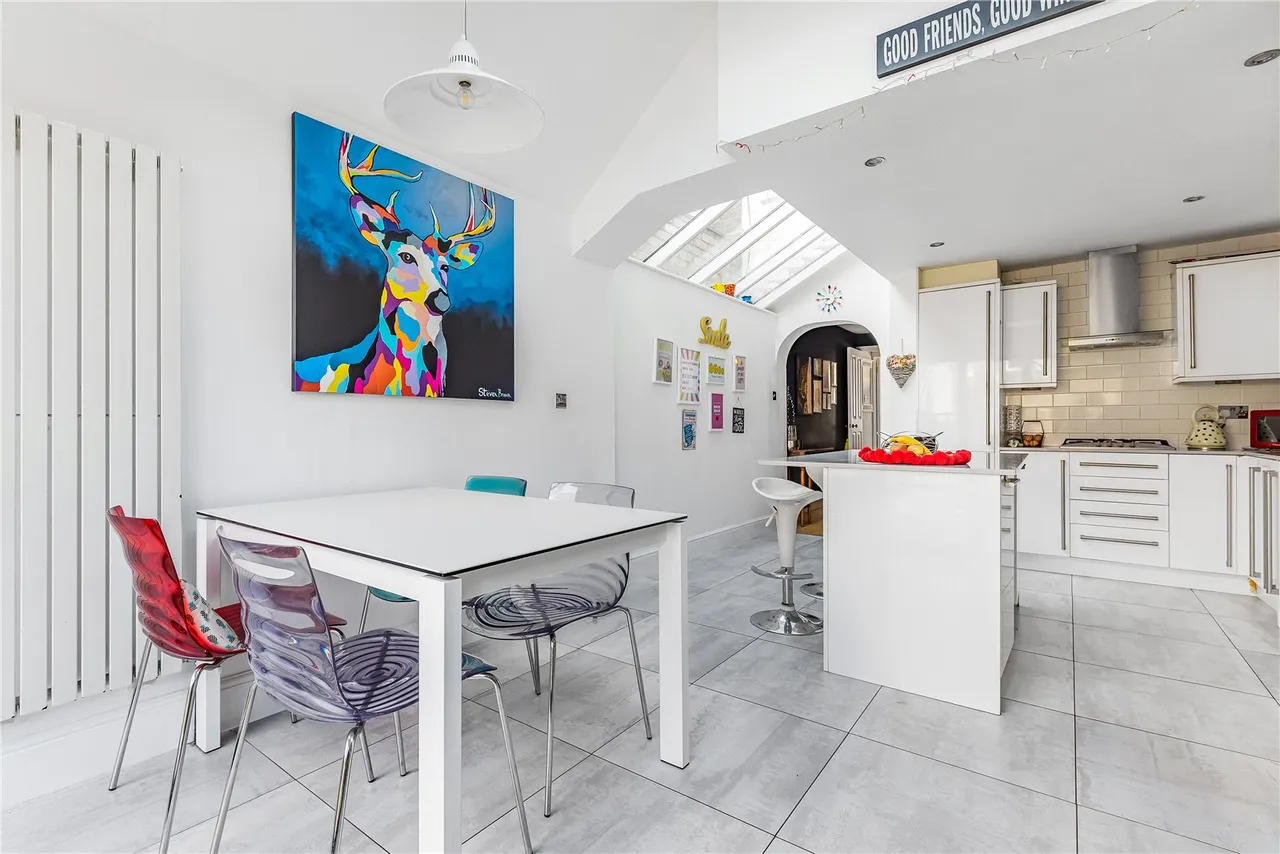 Fulwell Road, Teddington, TW11 0RA, photo 4