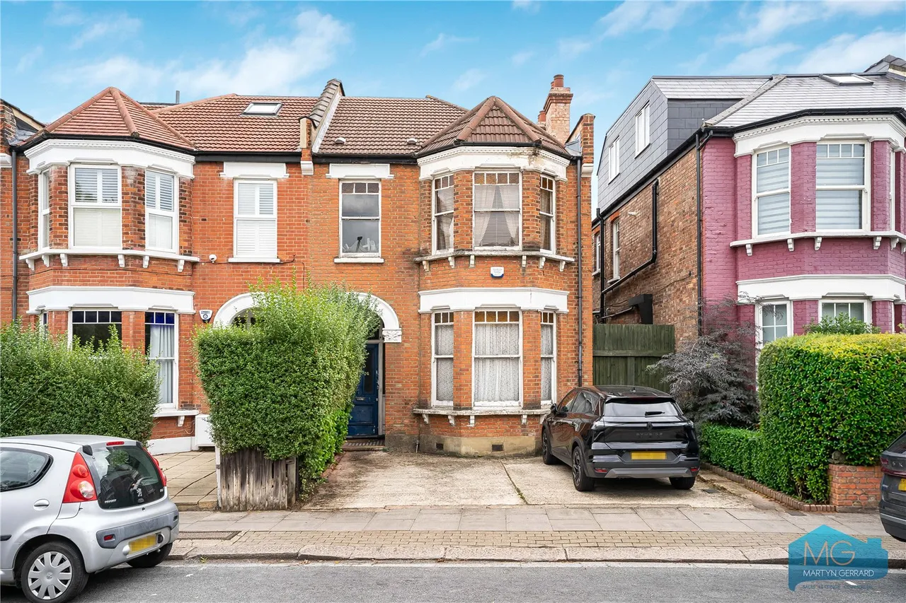 5 bed house for sale, Manor View, London, N3