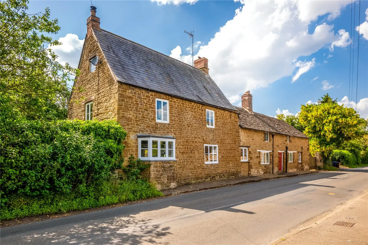 Main Road, Upper Tadmarton, OX15, photo 28