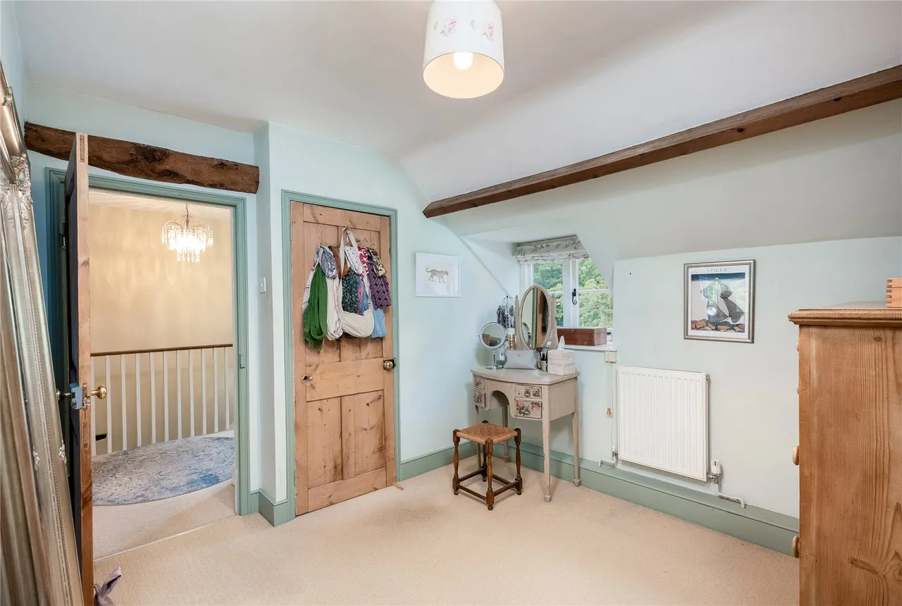 Main Road, Upper Tadmarton, OX15, photo 14