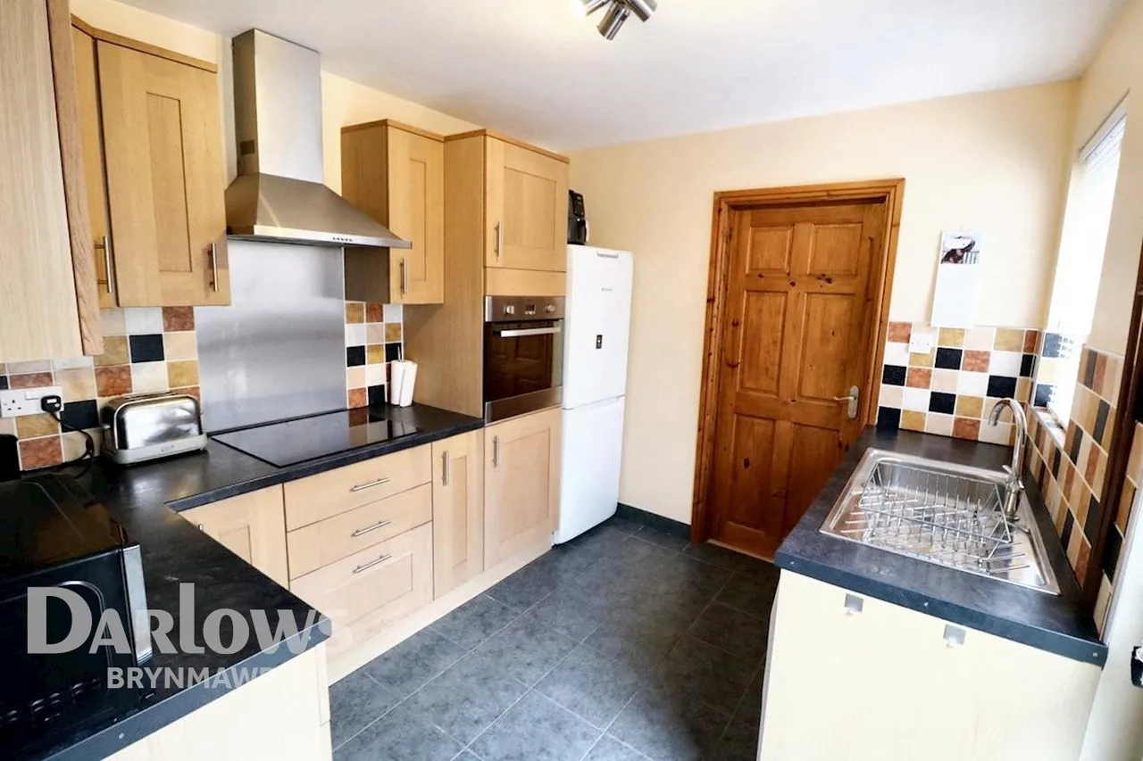 Tillery Street, Abertillery, photo 10