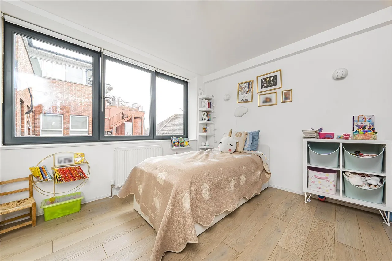 Lower Richmond Road, Richmond, TW9, photo 13