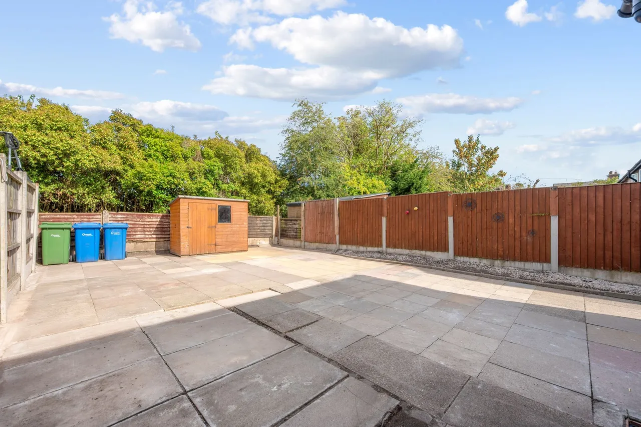 Kings Road, Fearnhead, Warrington, Warrington, WA2 0BG, photo 6