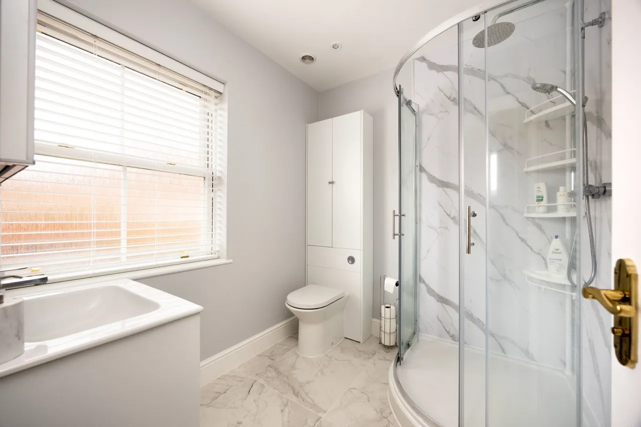 Teasel Close, Devizes, SN10, photo 14